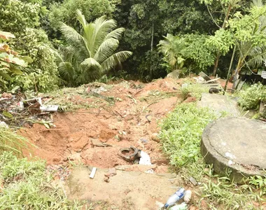 Casal foi resgatado com vida dos escombros