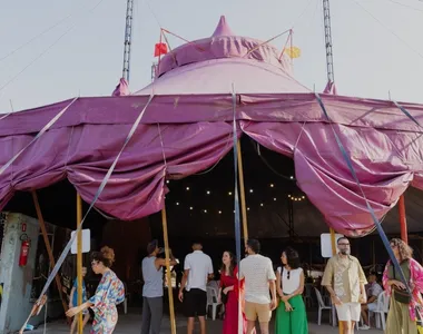Circo Picolino fica na orla de Pituaçu