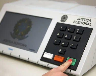 Urnas eleitorais são brasileiras e confiáveis