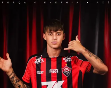 Diego Tarzia, novo atacante do Vitória