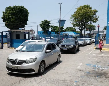 Fila já está em 4 horas de duração