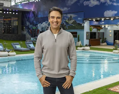 Tadeu Schmidt, apresentador do BBB