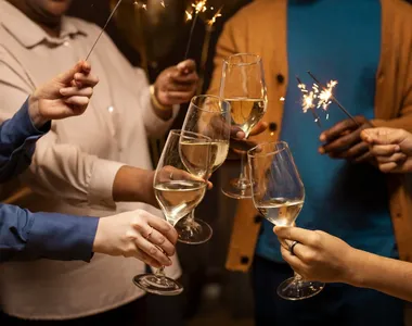 Homem participava de festa que rolava na garagem da 'prefs'