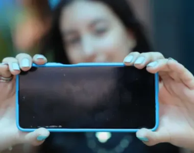 Quantidade de usários com 9 a 17 anos aos caiu de 51% para 37%