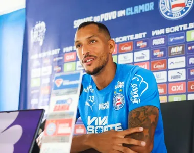 Zagueiro participou de entrevista coletiva nesta sexta-feira (10)