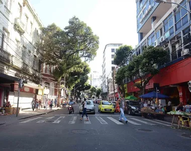 Horário de funcionamento em alguns shoppings e centros comerciais foi alterado