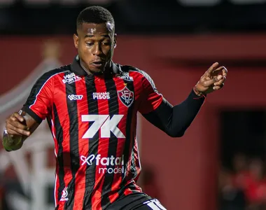 Dudu, volante do Vitória