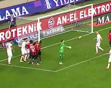 Marcos Felipe, goleiro do Bahia emprestado ao Eyüpspor