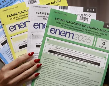 Três questões foram anuladas pelo INEP