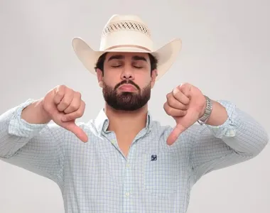 Paulo Augusto foi expulso na sexta-feira (30)