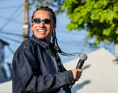 Theuzinho está concorrendo a prêmio musical
