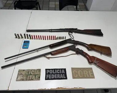 Material apreendido na operação