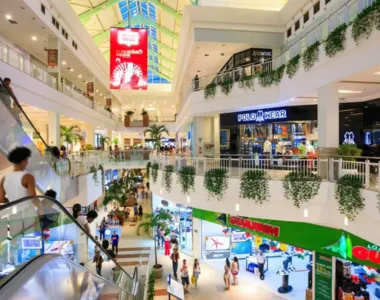 Confira os horários dos principais centros comerciais