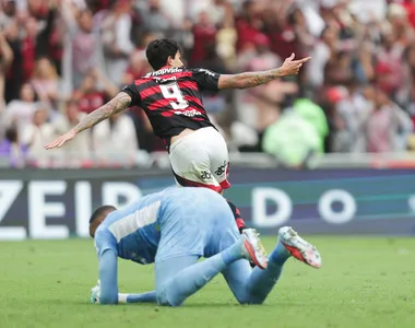 Pedro fez um gol, deu uma assistência e sofreu um pênalti