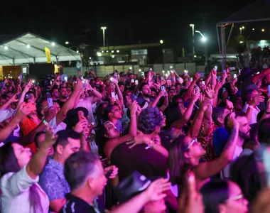 Parque de Exposições ficou tomado pela galera na despedida da feira