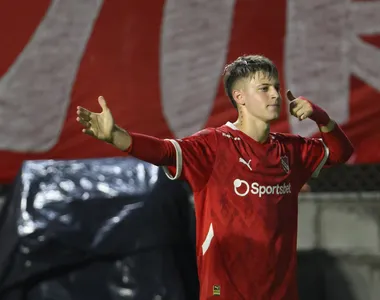 Atacante foi revelado pelo Independiente de Avellaneda