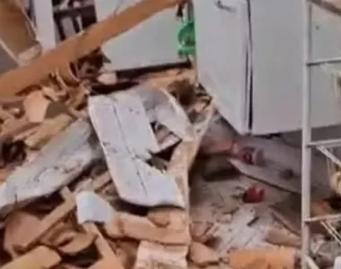 Casa ficou completamente destruída