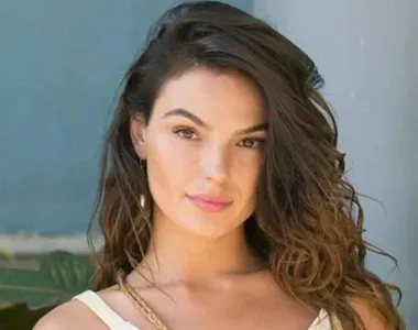 Isis Valverde trabalhou na Globo por 17 anos