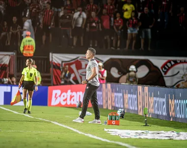 Jair Ventura venceu a primeira como treinador do Leão