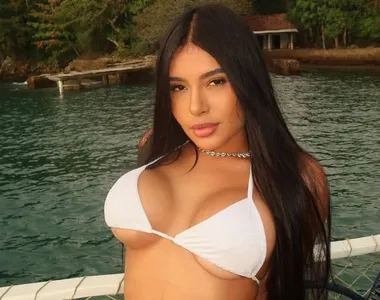 Ester Muniz é considerada uma das maiores criadoras de conteúdo adulto da atualidade no Brasil