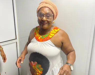 Dona Nice acompanhou toda a apresentação do artista