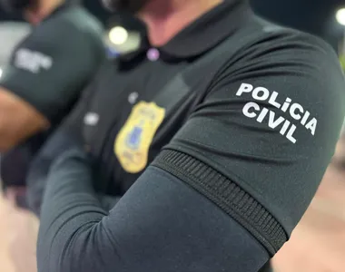 Homem espera pela audiência de custódia