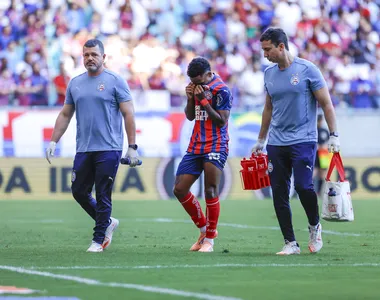 Kayky saiu de campo em meio às lagrimas