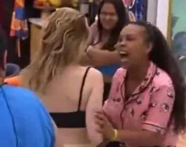 Sol partiu pra cima de Ana Paula nesta quarta-feira (11)