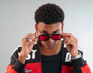 Cantor Silas Matheus, mais conhecido como Malafaia na Voz