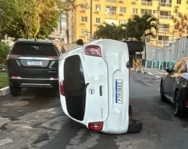 Acidente aconteceu no Imbuí, neste sábado (20)