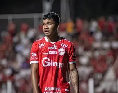 Gustavo Pajé, atacante do Vila Nova