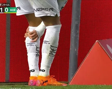 Neymar tem nova lesão no joelho