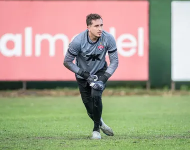 Thiago Couto será titular do Vitória para substituir Lucas Arcanjo