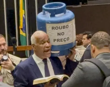 Pastor Sargento Isidório, deputado baiano do Avante