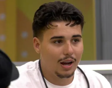 Pedro tirou a paz da galera na casa