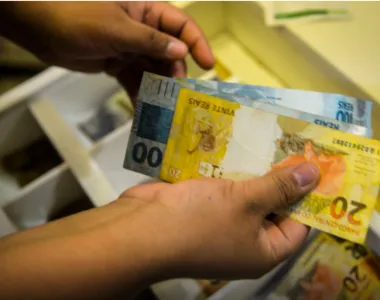 Minoria dos brasileiros ainda não sacou o valor a receber