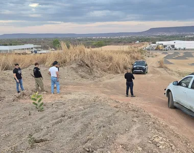 Cadáver foi encontrado em área de difícil acesso