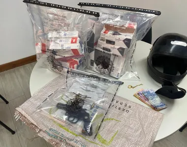 Novinho de 17 anos foi detido