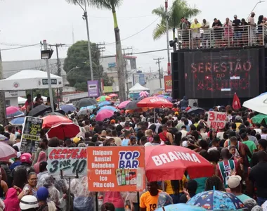 Arrastão é feito para os trabalhadores curtirem a festa