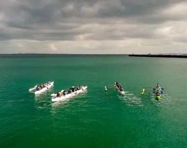 Remada do Mar vai pela Baía de Todos-os-Santos
