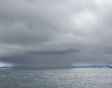 Chuvas podem provocar transtornos e exigem atenção redobrada da população