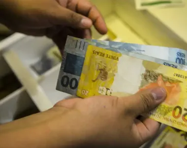 Atual salário mínimo é de R$ 1.518