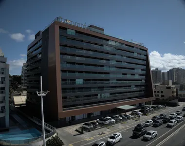 Prédio com apartamentos para aluguel