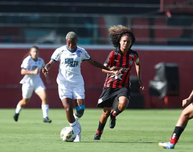 O Bahia venceu o Vitória no primeiro jogo da final