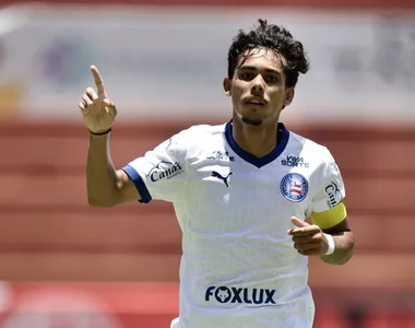 João Coni marcou duas vezes