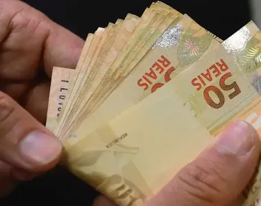 13º pode servir a outros propósitos para quem está em dias