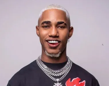 O cantor de pagode se apresenta apenas às 19h