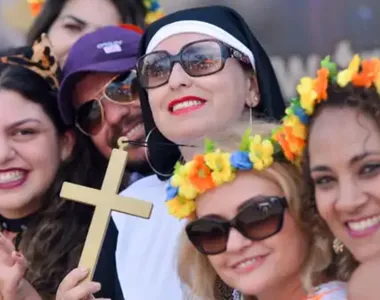 PL no Congresso propõe banir uso de símbolos cristãos no Carnaval