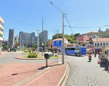 Comerciantes da Barroquinha ficaram cismados com o suposto toque de recolher