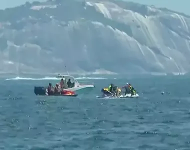 Corpo de Bombeiros está presente no local